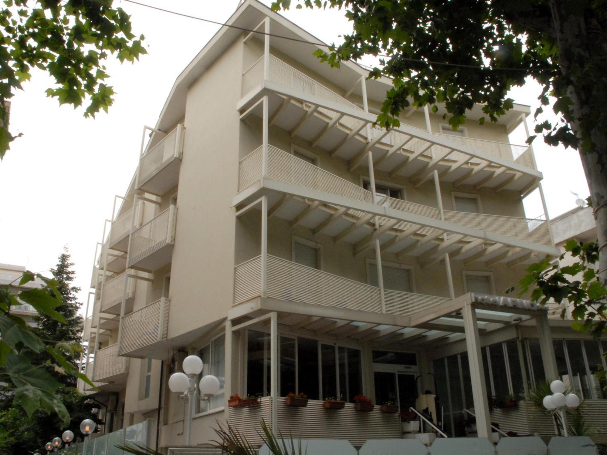 Hotel Arno Rimini Exterior foto
